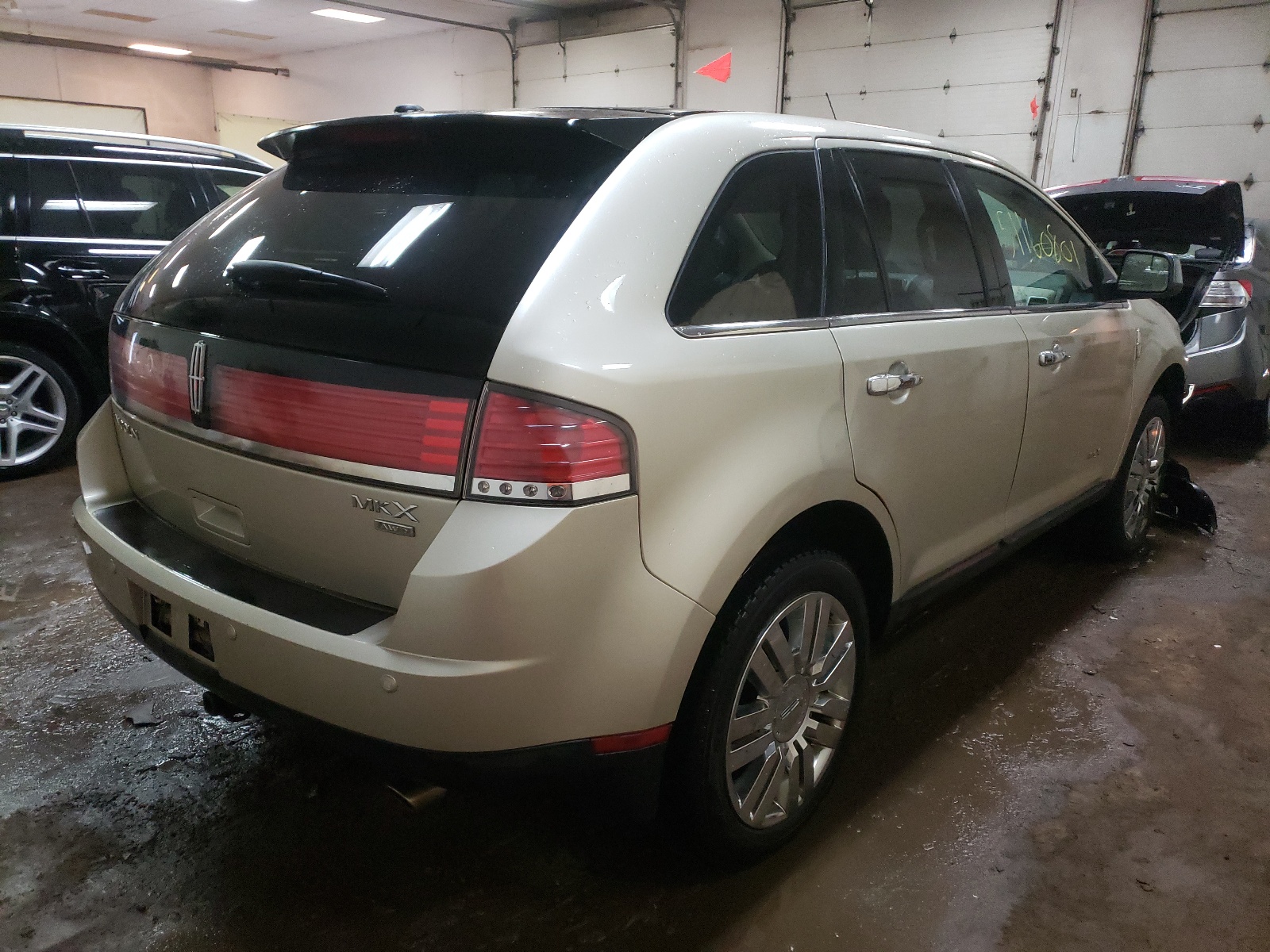 Foto 4 de la subasta – 2010 LINCOLN MKX con VIN 2LMDJ8JC3ABJ09302