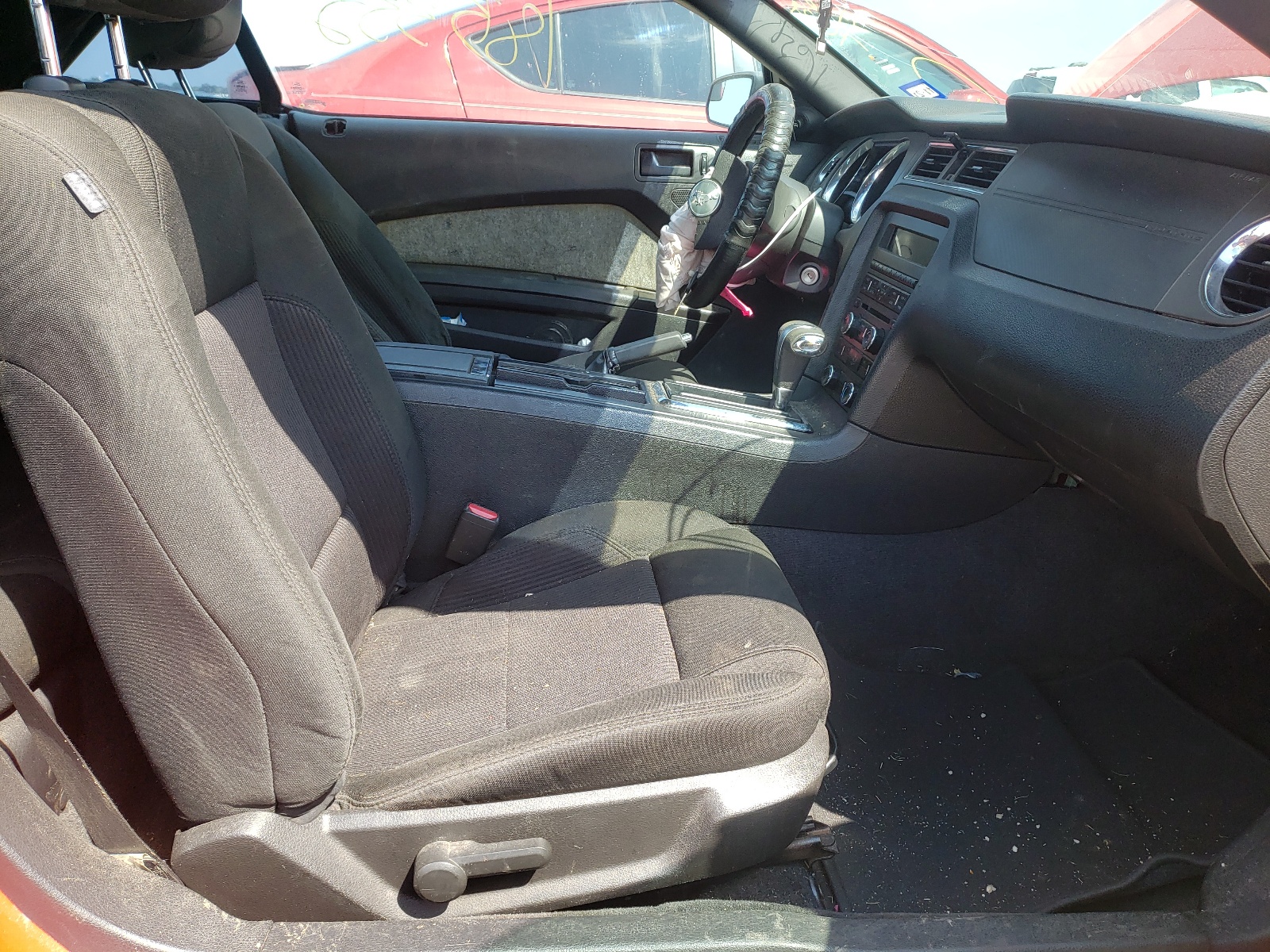 Photo 5 from auction – 2011 FORD MUSTANG with VIN 1ZVBP8EM5B5116764