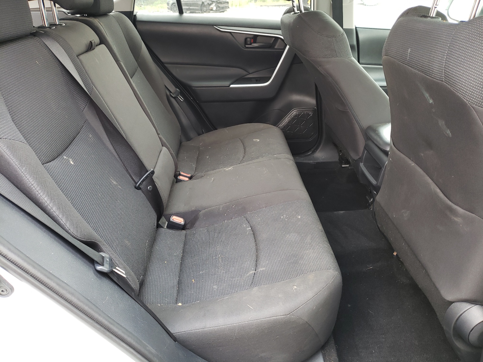 Photo 6 from auction – 2021 TOYOTA RAV4 LE with VIN 2T3G1RFV3MC170133