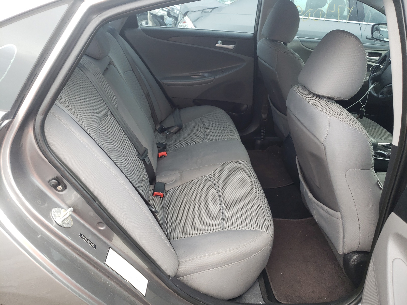 Photo 6 from auction – 2011 HYUNDAI SONATA GLS with VIN 5NPEB4AC2BH220357