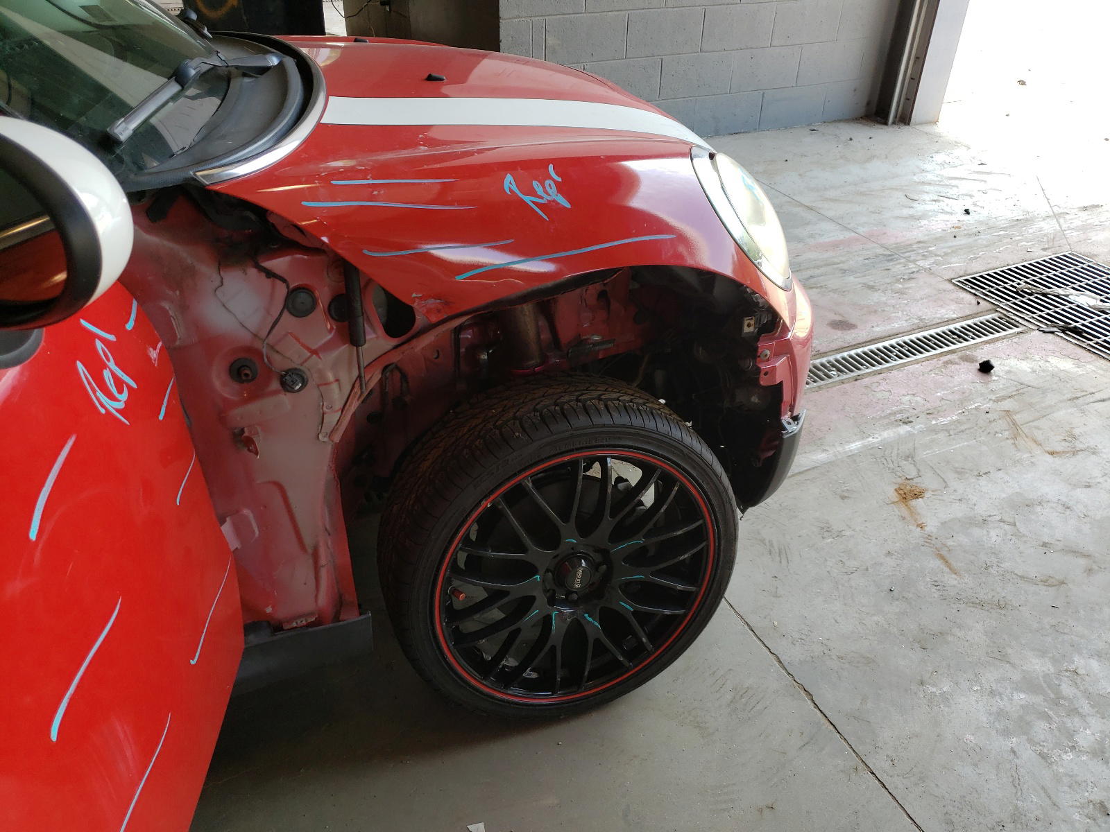 Photo 9 from auction – 2012 MINI COOPER S with VIN WMWSV3C53CTY25842