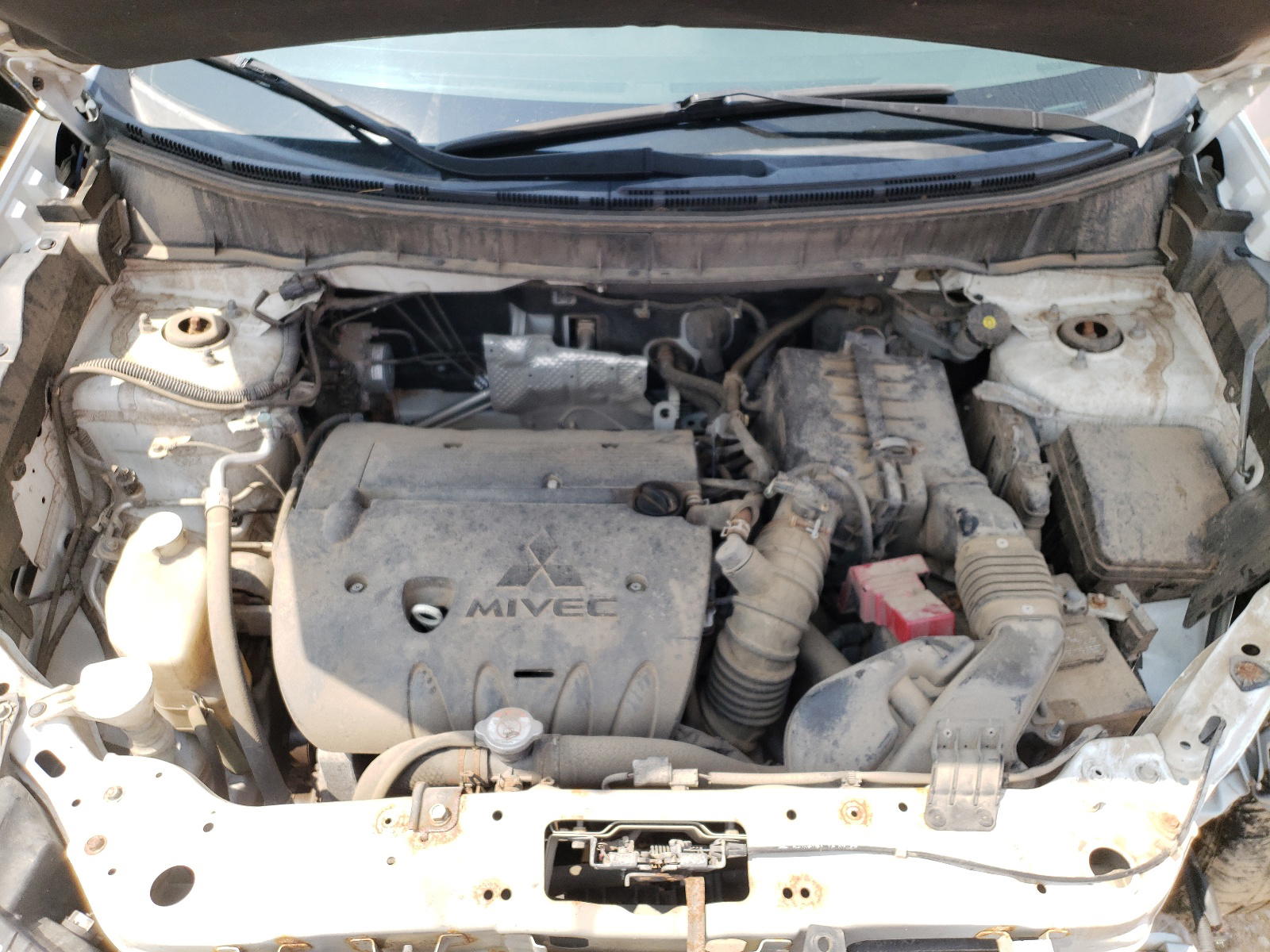Photo 7 from auction – 2014 MITSUBISHI OUTLANDER with VIN 4A4AR3AU8EE016141