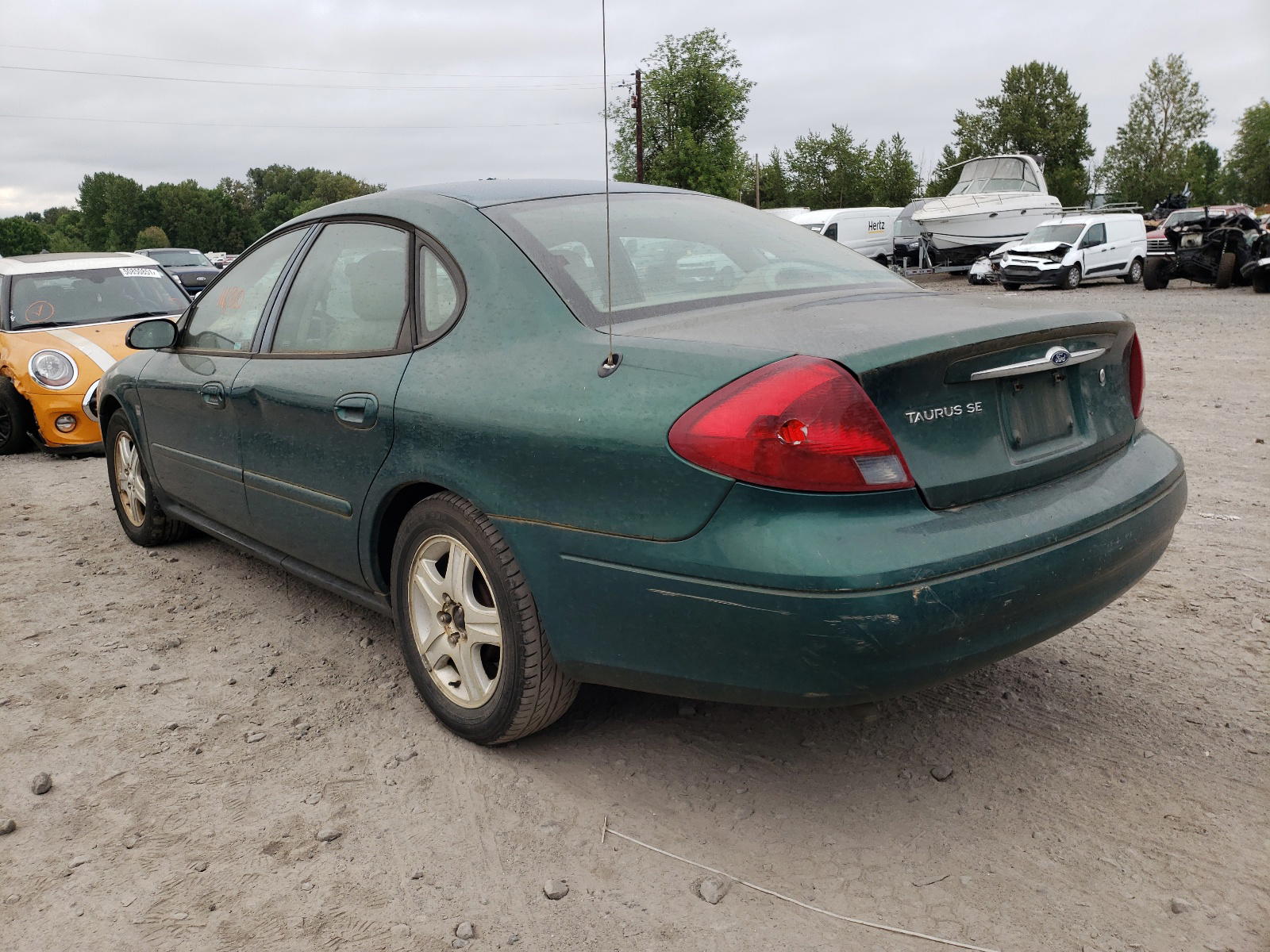 Photo 3 from auction – 2000 FORD TAURUS with VIN 1FAFP56S3YA125162