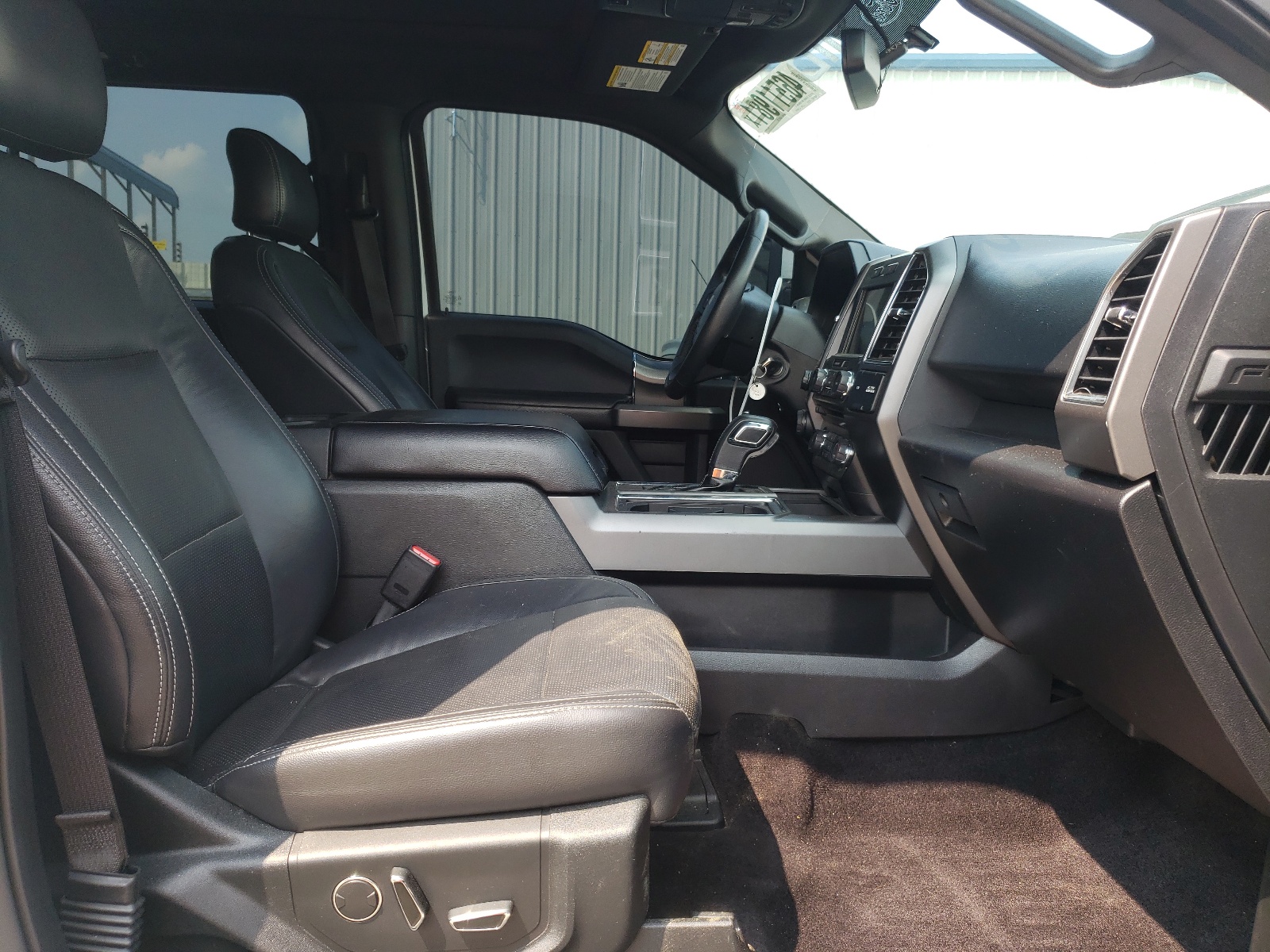 Zdjęcie 5 z aukcji – 2017 FORD F150 SUPER z VIN 1FTEW1EF2HFB31656