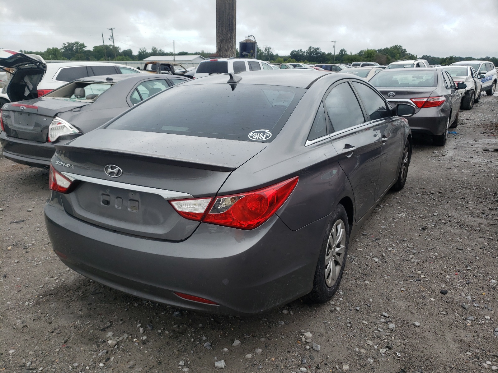 Photo 4 from auction – 2011 HYUNDAI SONATA GLS with VIN 5NPEB4AC2BH220357
