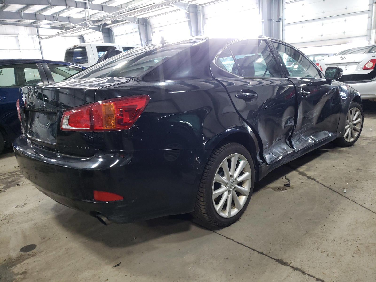 Photo 4 from auction – 2009 LEXUS IS 250 with VIN JTHCK262595030895