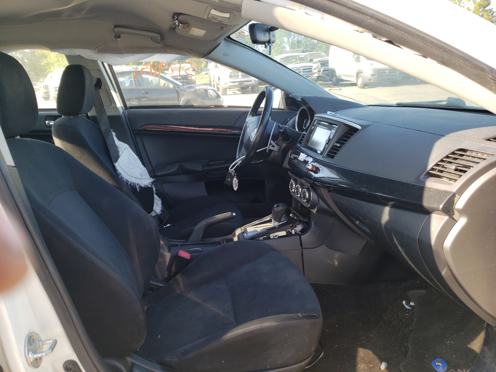Photo 5 from auction – 2014 MITSUBISHI LANCER GT with VIN JA32X8HW4EU002344