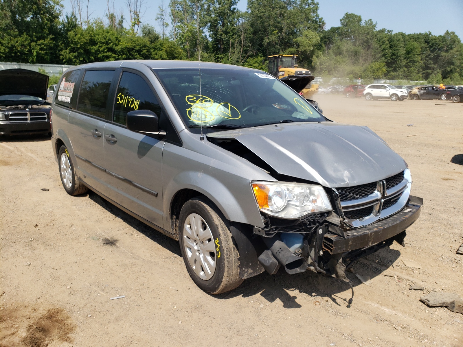 DODGE GRAND CARA 2014 with VIN 2C4RDGBGXER319398 - Photo from auction
