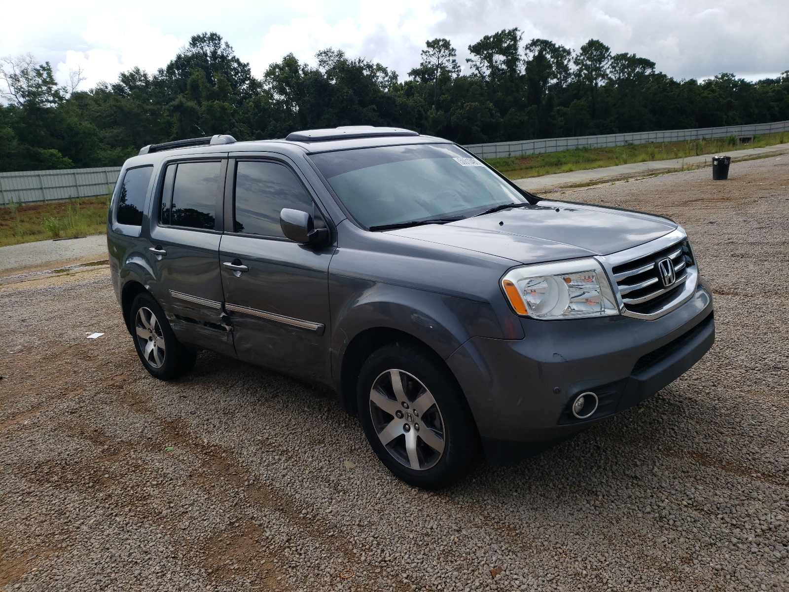 Photo 1 from auction – 2013 HONDA PILOT TOUR with VIN 5FNYF3H93DB004279