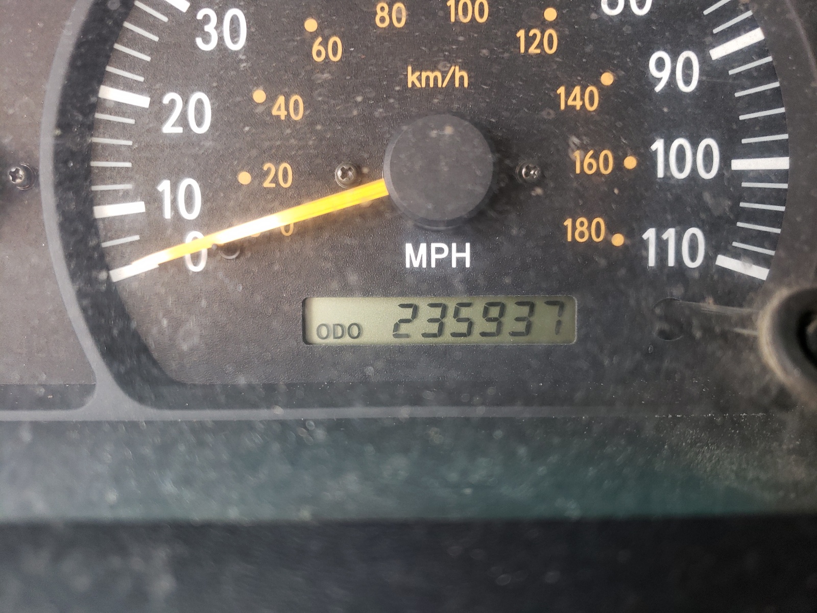Photo 8 from auction – 2002 TOYOTA TUNDRA ACC with VIN 5TBBT44152S288200