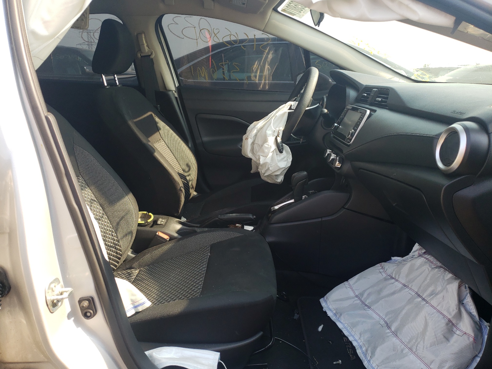 Photo 5 from auction – 2020 NISSAN VERSA S with VIN 3N1CN8DV6LL902214