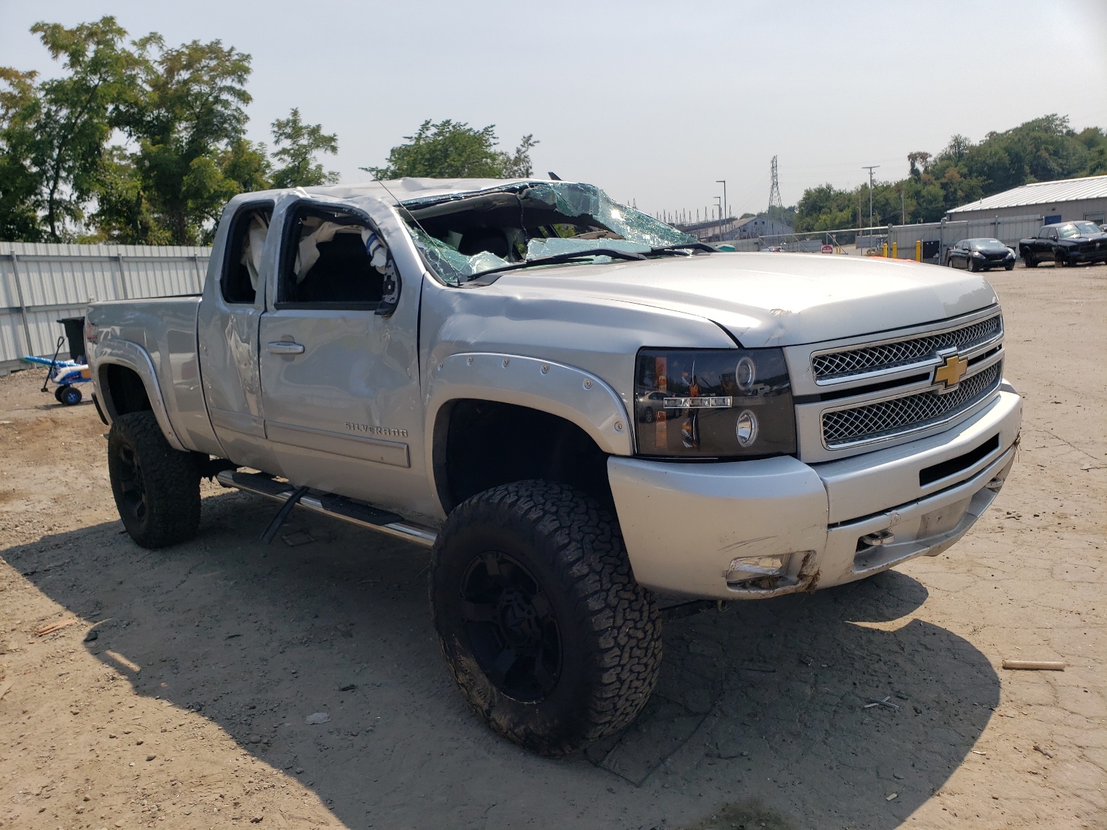 Photo 9 from auction – 2013 CHEVROLET SILVERADO with VIN 1GCRKSE21DZ104988