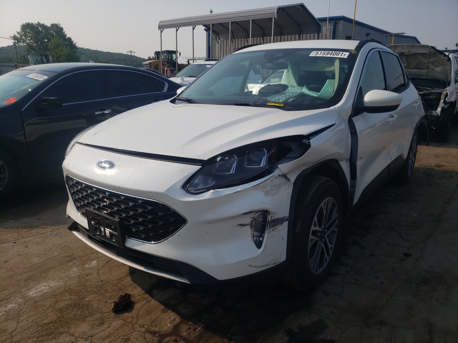 Photo 2 from auction – 2020 FORD ESCAPE SEL with VIN 1FMCU9H63LUC18926