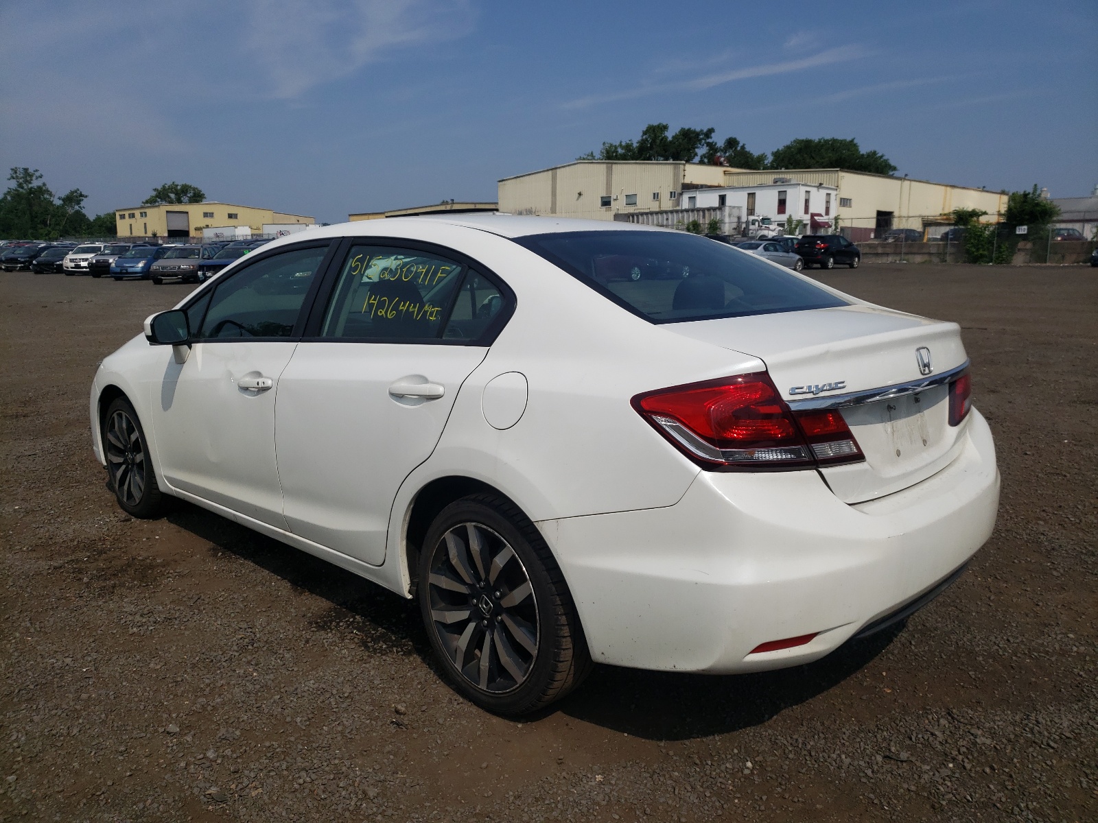 Photo 3 from auction – 2014 HONDA CIVIC EXL with VIN 19XFB2F90EE225748