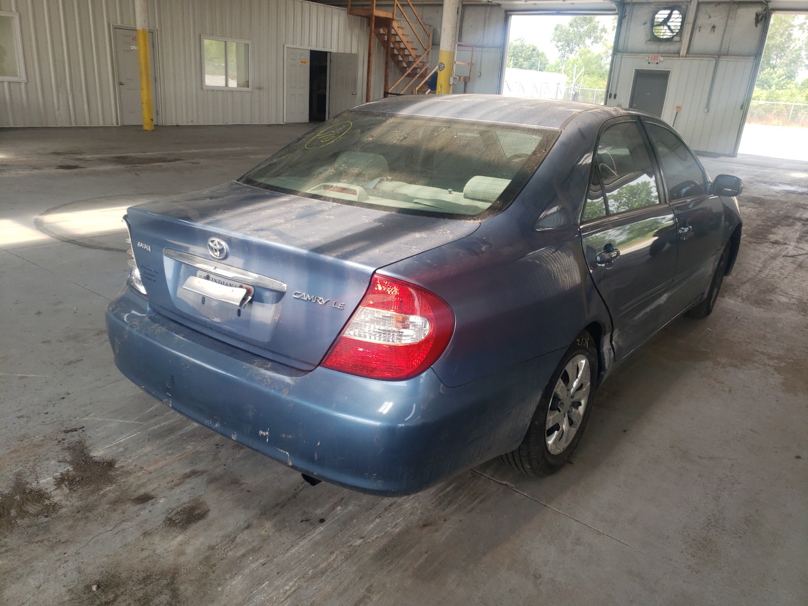 Photo 4 from auction – 2004 TOYOTA CAMRY LE with VIN 4T1BE32K34U898484