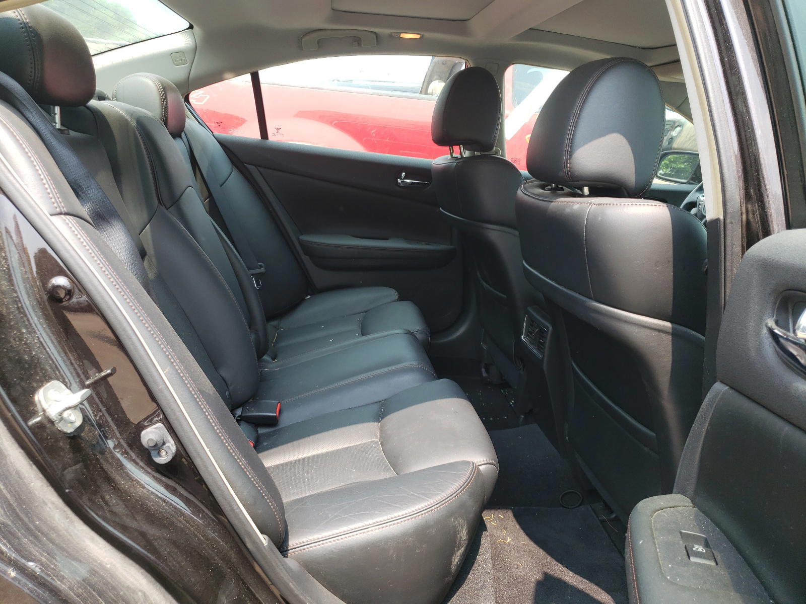 Photo 6 from auction – 2011 NISSAN MAXIMA S with VIN 1N4AA5AP6BC813988