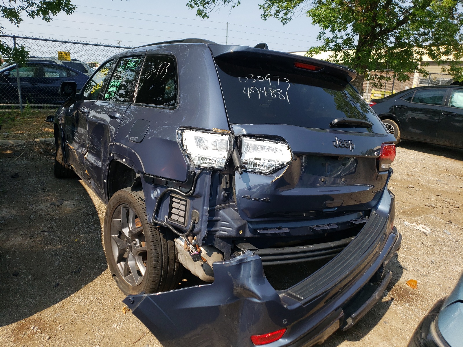 Photo 3 from auction – 2019 JEEP GRAND CHER with VIN 1C4RJFBG7KC669076