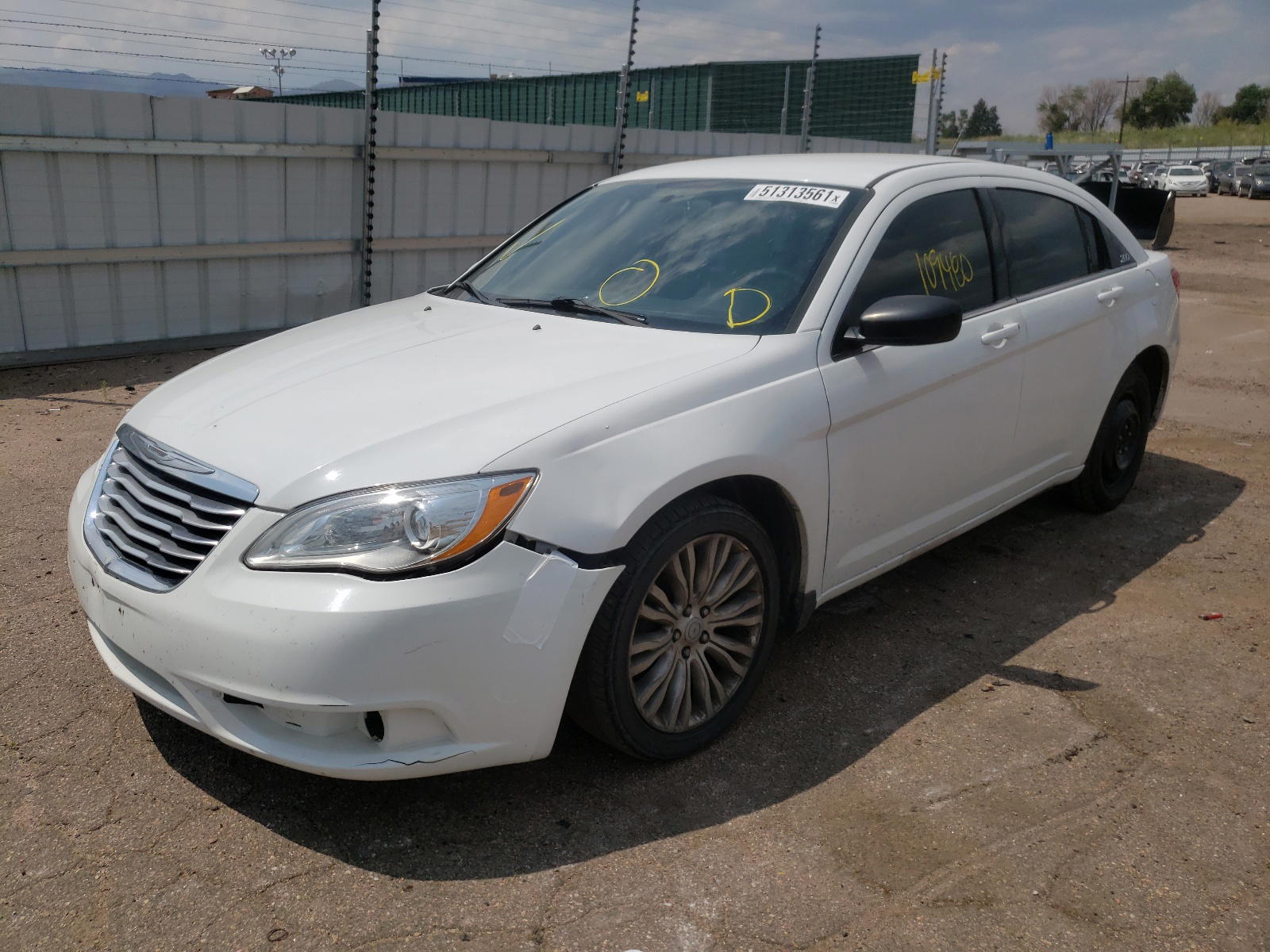 Photo 2 from auction – 2013 CHRYSLER 200 LX with VIN 1C3CCBAB3DN670638