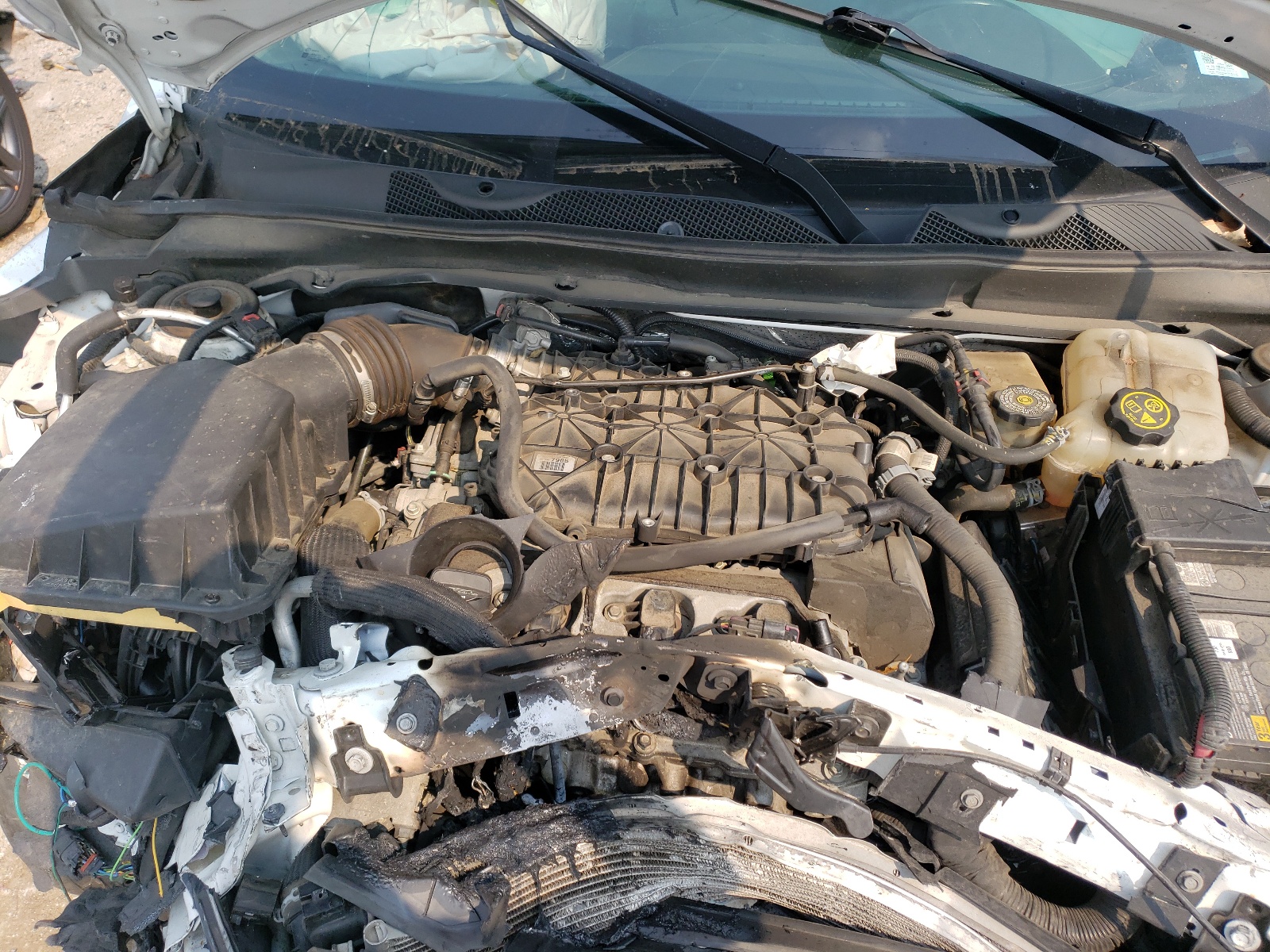 Photo 7 from auction – 2016 CHEVROLET IMPALA LT with VIN 2G1115S30G9157445