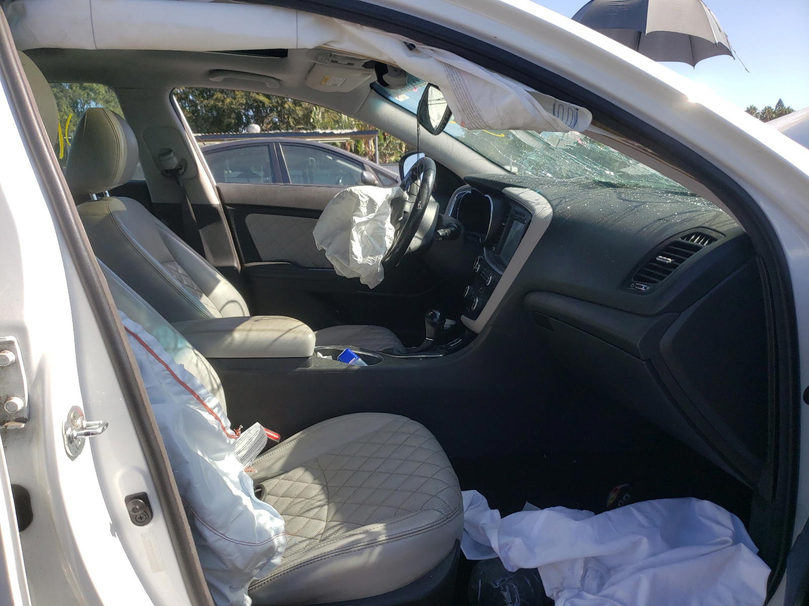 Photo 5 from auction – 2014 KIA OPTIMA SX with VIN 5XXGR4A68EG285812