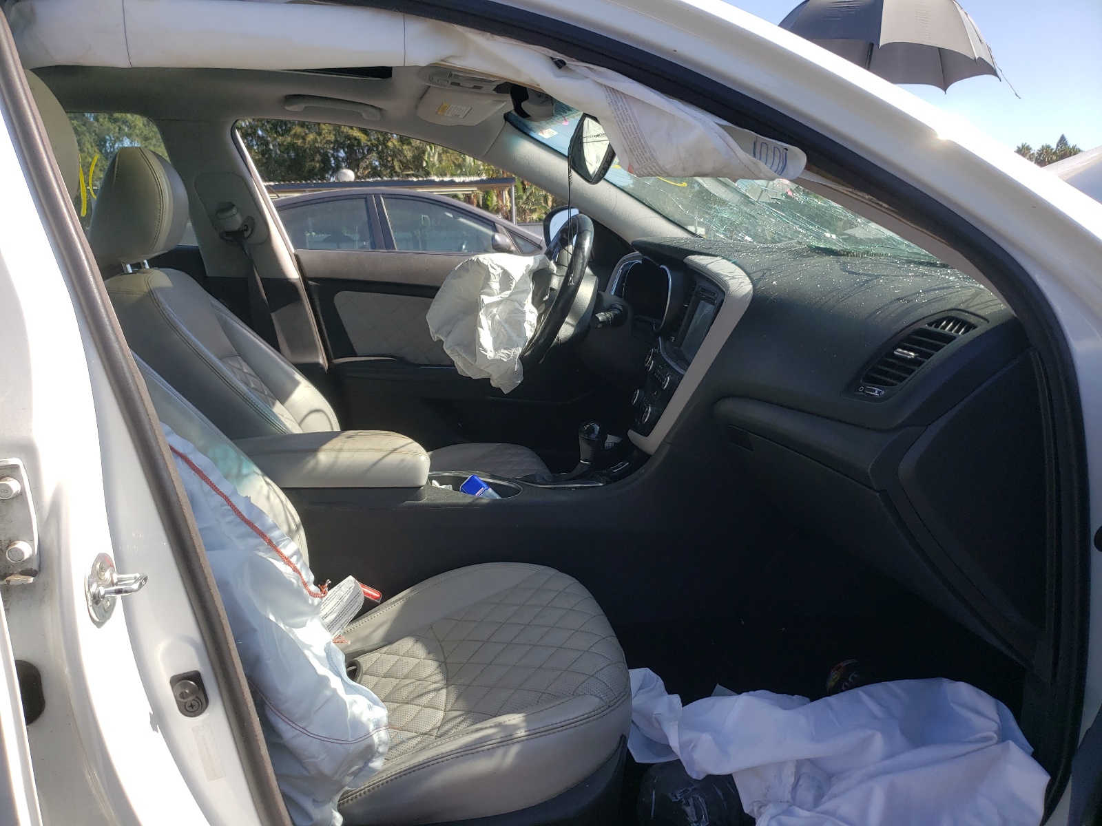 Zdjęcie 5 z aukcji – 2014 KIA OPTIMA SX z VIN 5XXGR4A68EG285812