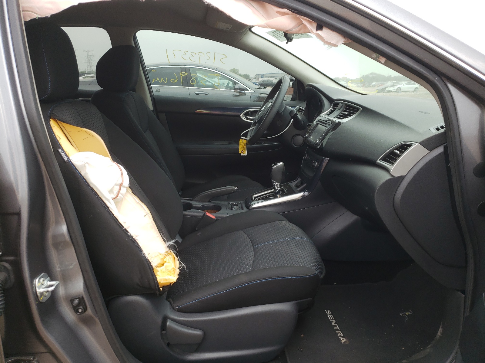 Photo 5 from auction – 2017 NISSAN SENTRA S with VIN 3N1AB7AP6HY332337