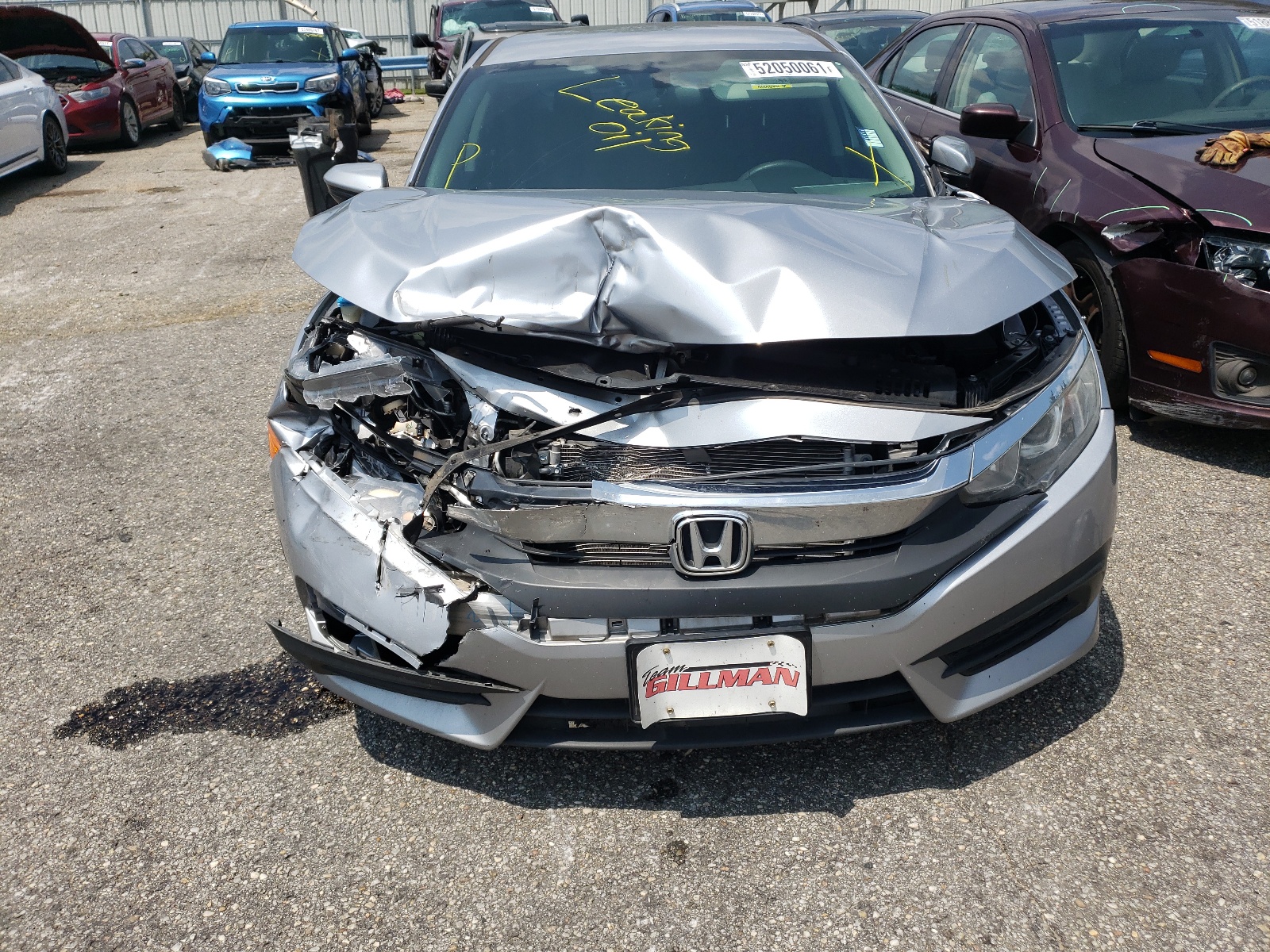 Photo 9 from auction – 2017 HONDA CIVIC LX with VIN 19XFC2F58HE016949