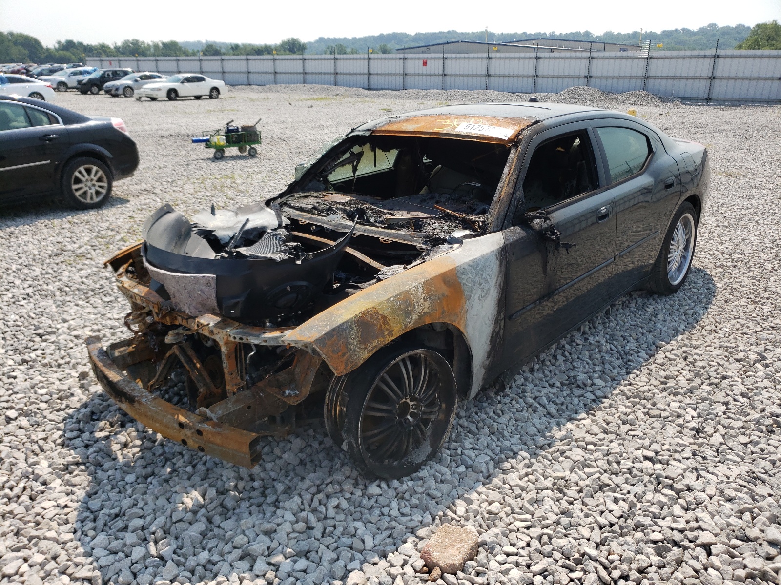 Photo 2 from auction – 2006 DODGE CHARGER R/ with VIN 2B3KA53H76H139701