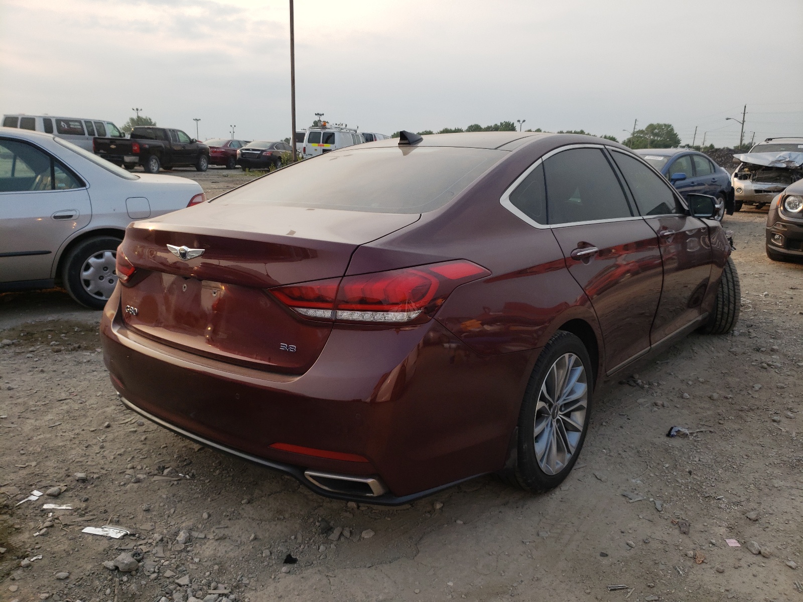 Zdjęcie 4 z aukcji – 2017 GENESIS G80 BASE z VIN KMHGN4JE6HU167433
