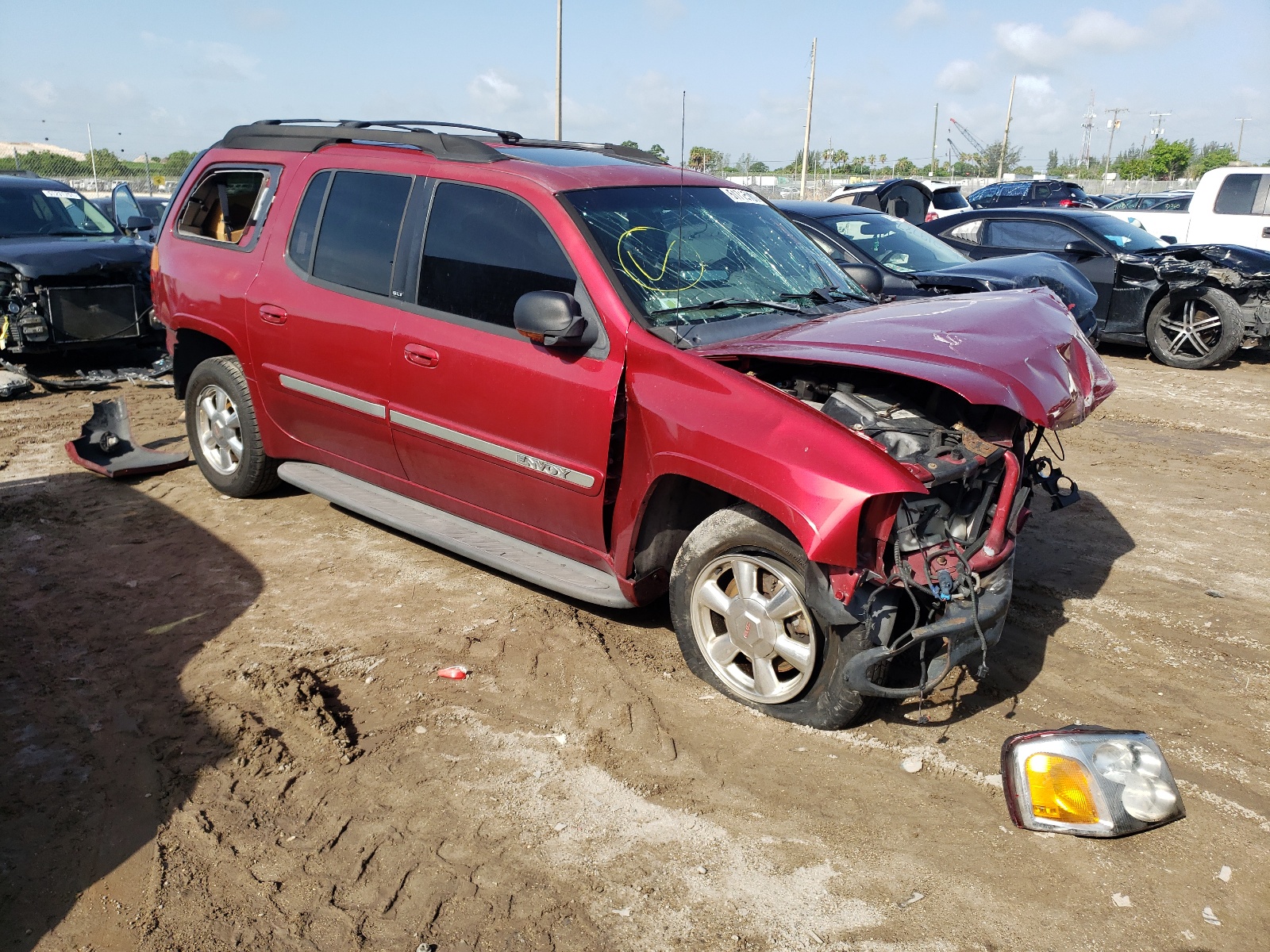 GMC ENVOY XL 2003 with VIN 1GKES16S432139060 - Photo from auction