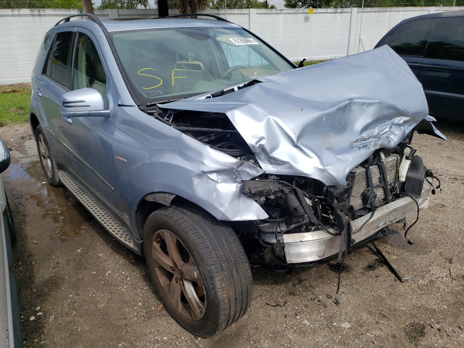 MERCEDES-BENZ ML 350 BLU 2011 with VIN 4JGBB2FB2BA705513 - Photo from auction