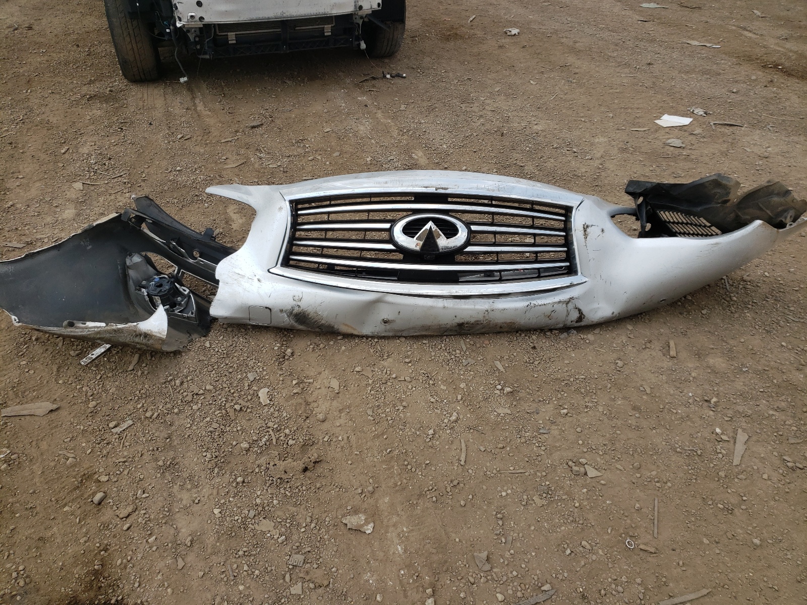Photo 9 from auction – 2013 INFINITI JX35 with VIN 5N1AL0MM0DC304096