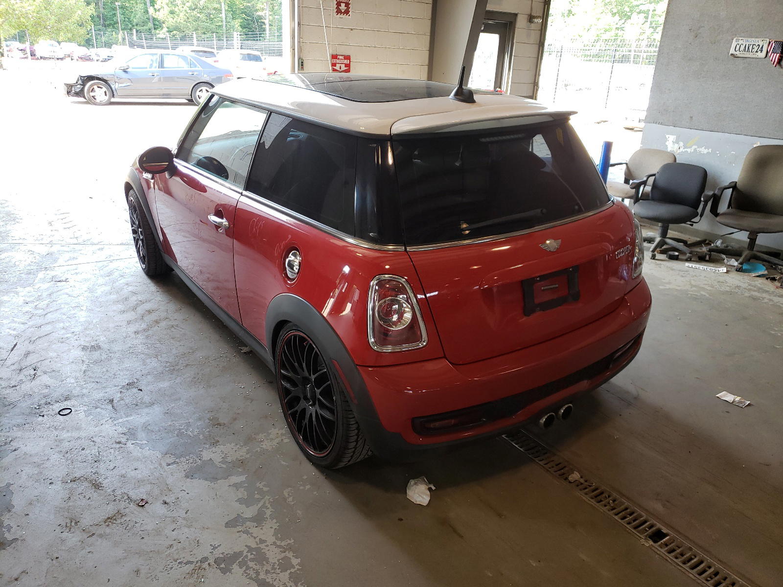 Photo 3 from auction – 2012 MINI COOPER S with VIN WMWSV3C53CTY25842