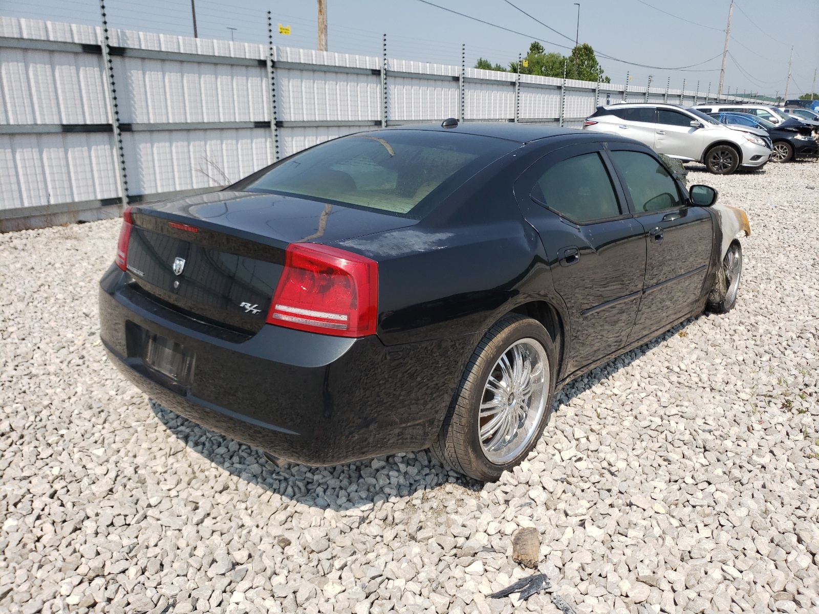 Photo 4 from auction – 2006 DODGE CHARGER R/ with VIN 2B3KA53H76H139701