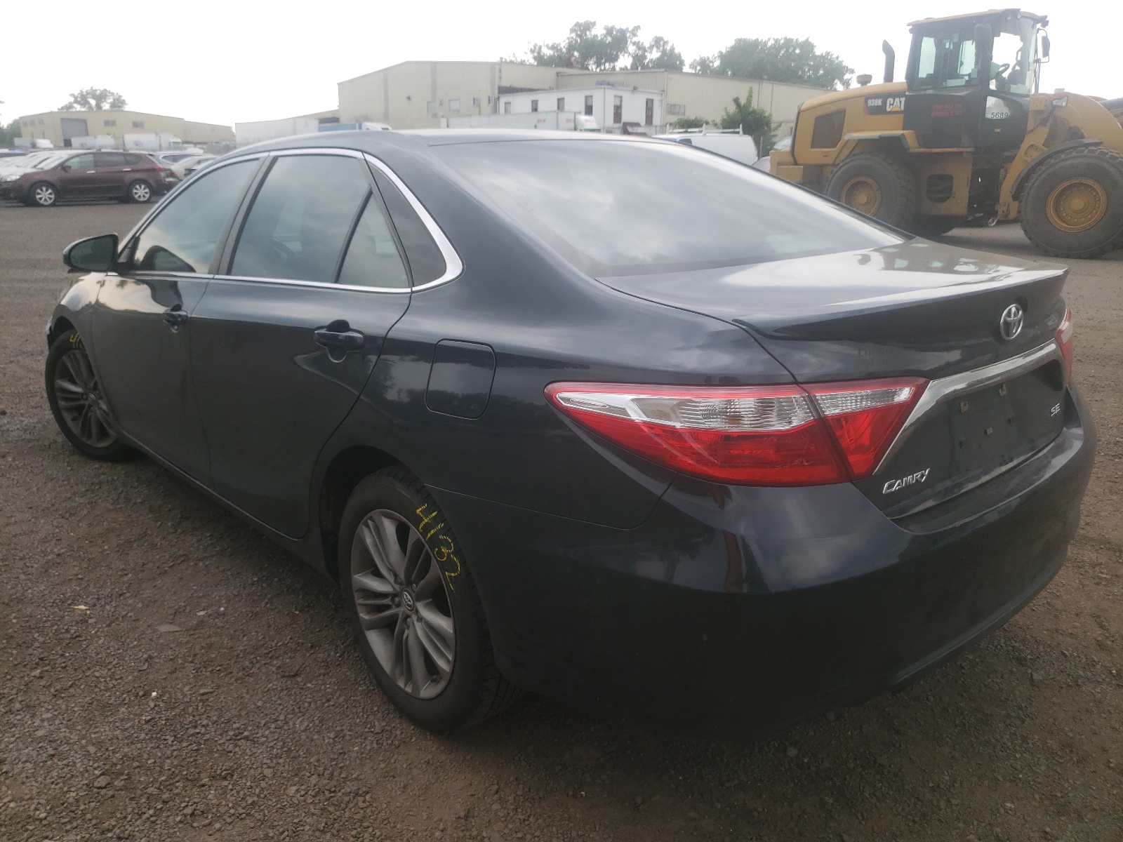 Photo 3 from auction – 2015 TOYOTA CAMRY LE with VIN 4T1BF1FK4FU065548