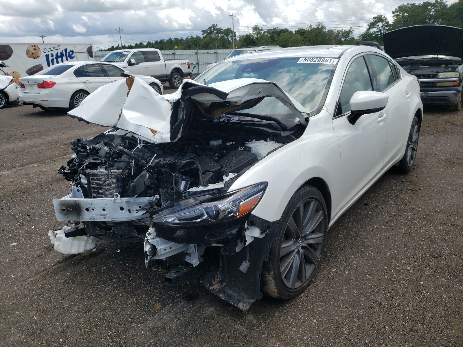 Photo 2 from auction – 2020 MAZDA 6 TOURING with VIN JM1GL1VM0L1518308
