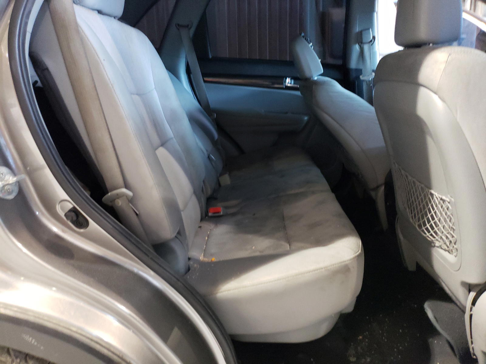 Photo 6 from auction – 2012 KIA SORENTO BA with VIN 5XYKTDA64CG269451
