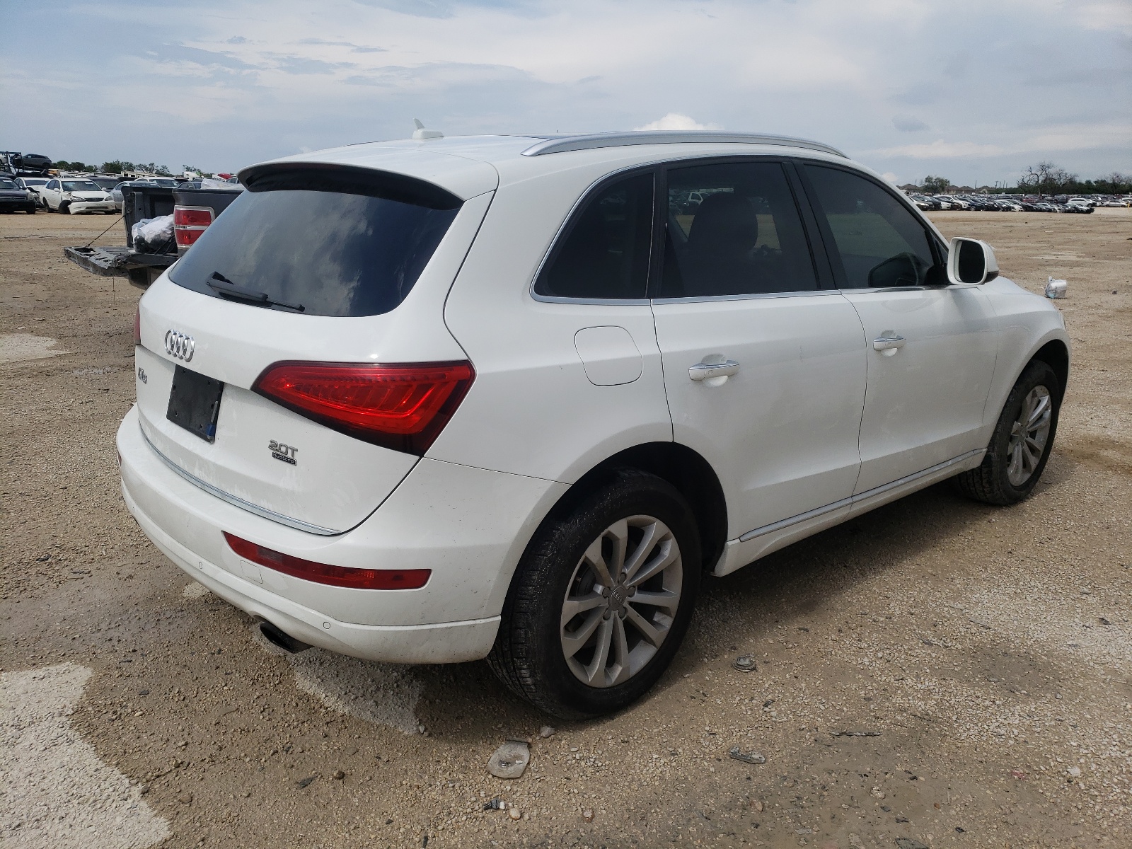 Photo 4 from auction – 2016 AUDI Q5 PREMIUM with VIN WA1L2AFP7GA023999