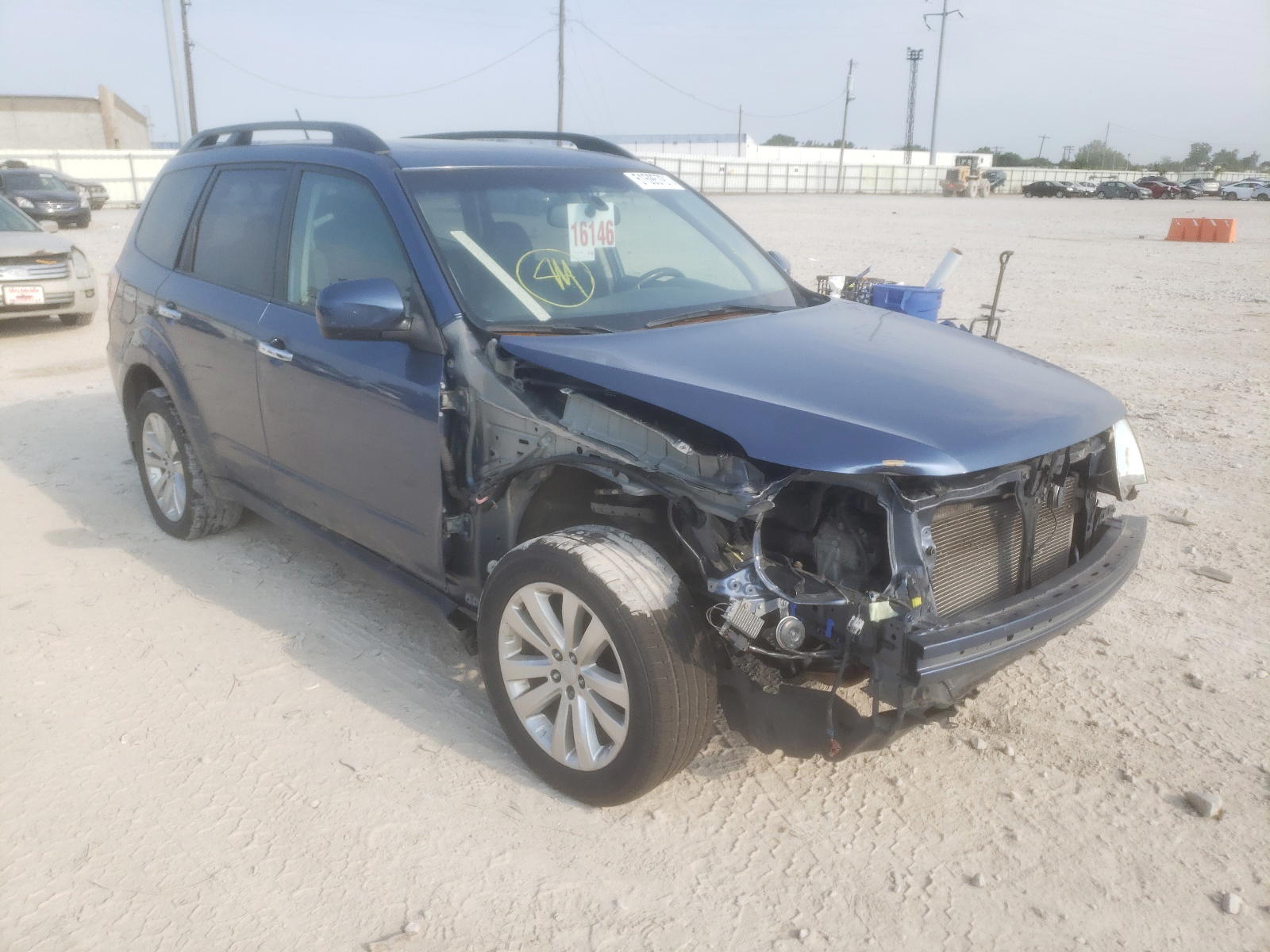 SUBARU FORESTER L 2011 with VIN JF2SHBFC7BH719606 - Photo from auction