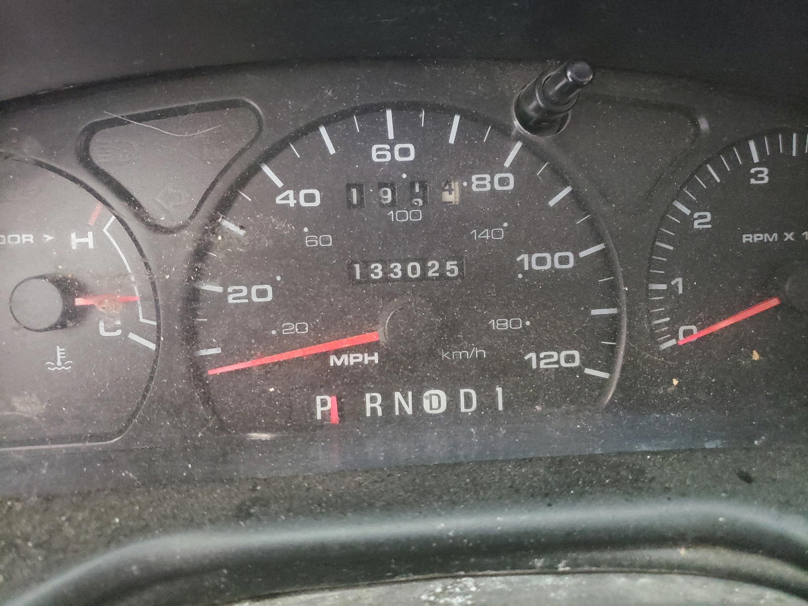 Photo 8 from auction – 2002 MERCURY SABLE GS with VIN 1MEFM50U22G613373