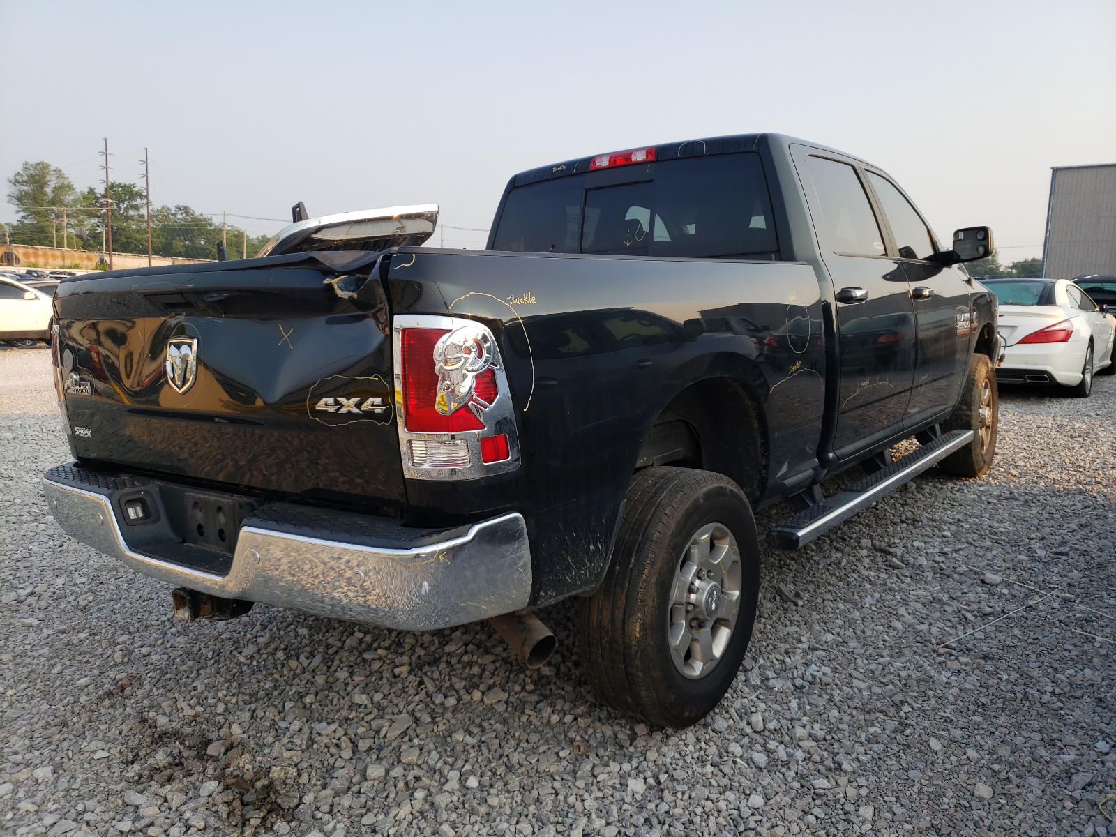 Photo 4 from auction – 2017 RAM 2500 SLT with VIN 3C6UR5DLXHG628252