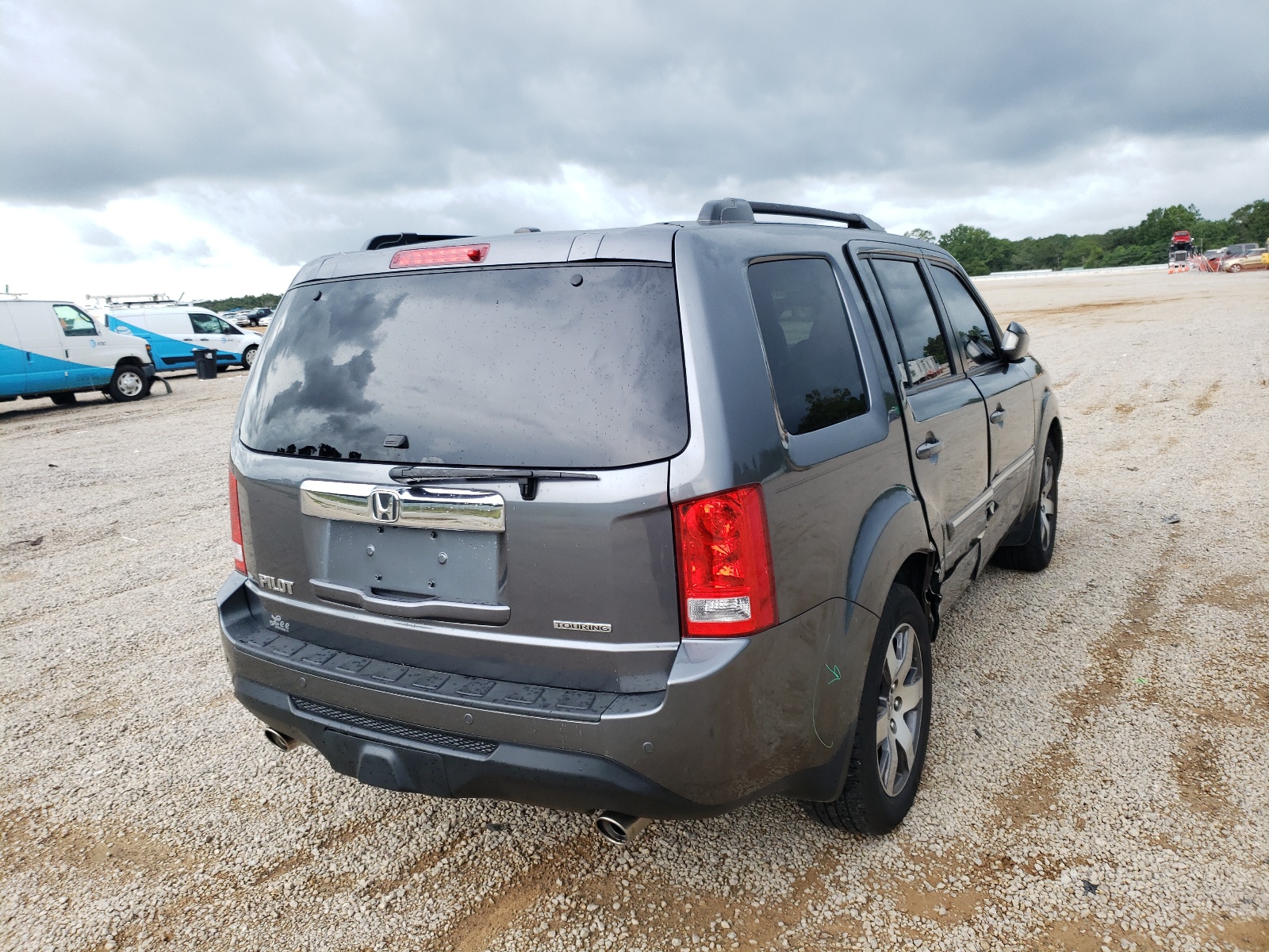 Photo 4 from auction – 2013 HONDA PILOT TOUR with VIN 5FNYF3H93DB004279