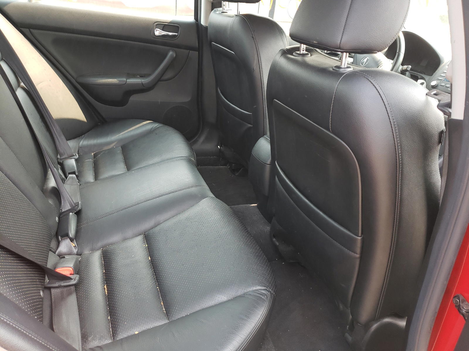 Photo 6 from auction – 2007 ACURA TSX with VIN JH4CL96827C014902