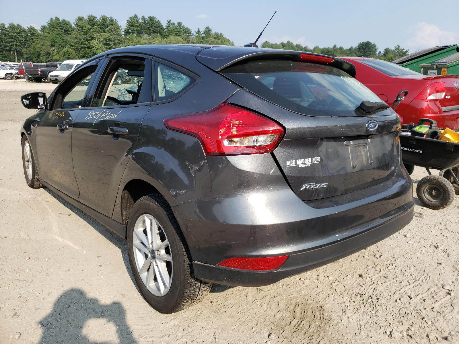 Photo 3 from auction – 2018 FORD FOCUS SE with VIN 1FADP3K20JL208074