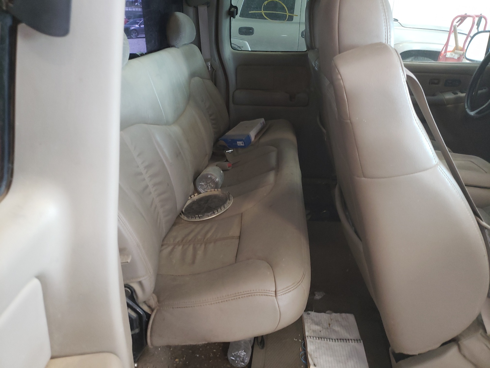 Photo 6 from auction – 2001 GMC NEW SIERRA with VIN 2GTEK19T111310814