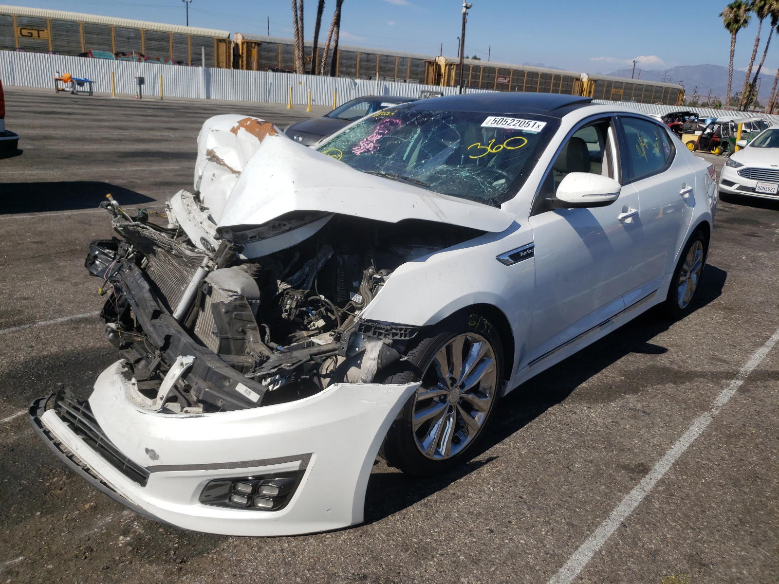 Photo 2 from auction – 2014 KIA OPTIMA SX with VIN 5XXGR4A68EG285812