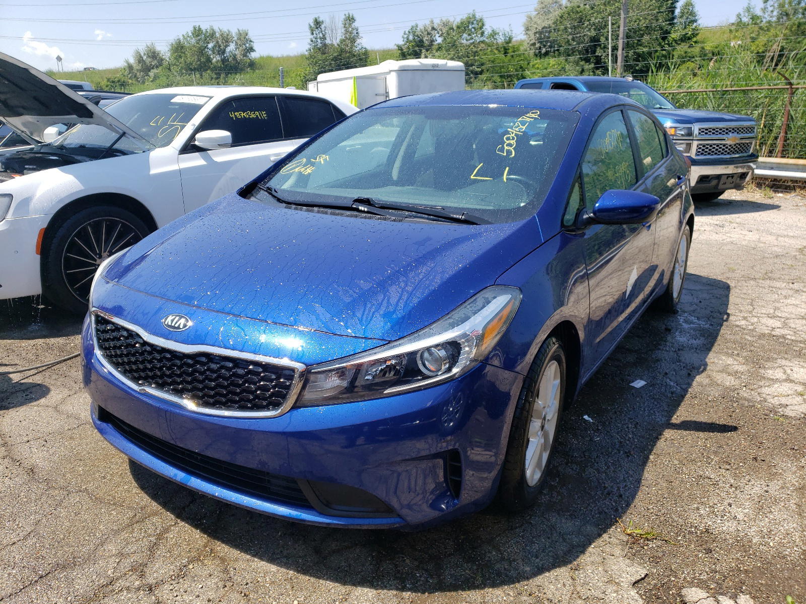 Photo 2 from auction – 2017 KIA FORTE with VIN 3KPFL4A75HE027301