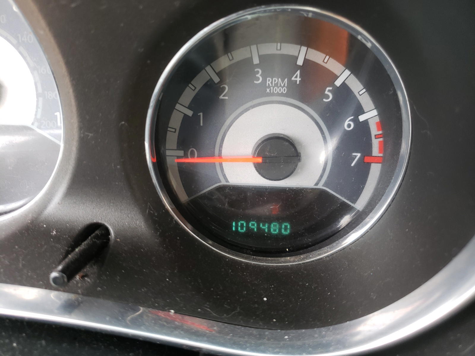 Photo 8 from auction – 2013 CHRYSLER 200 LX with VIN 1C3CCBAB3DN670638