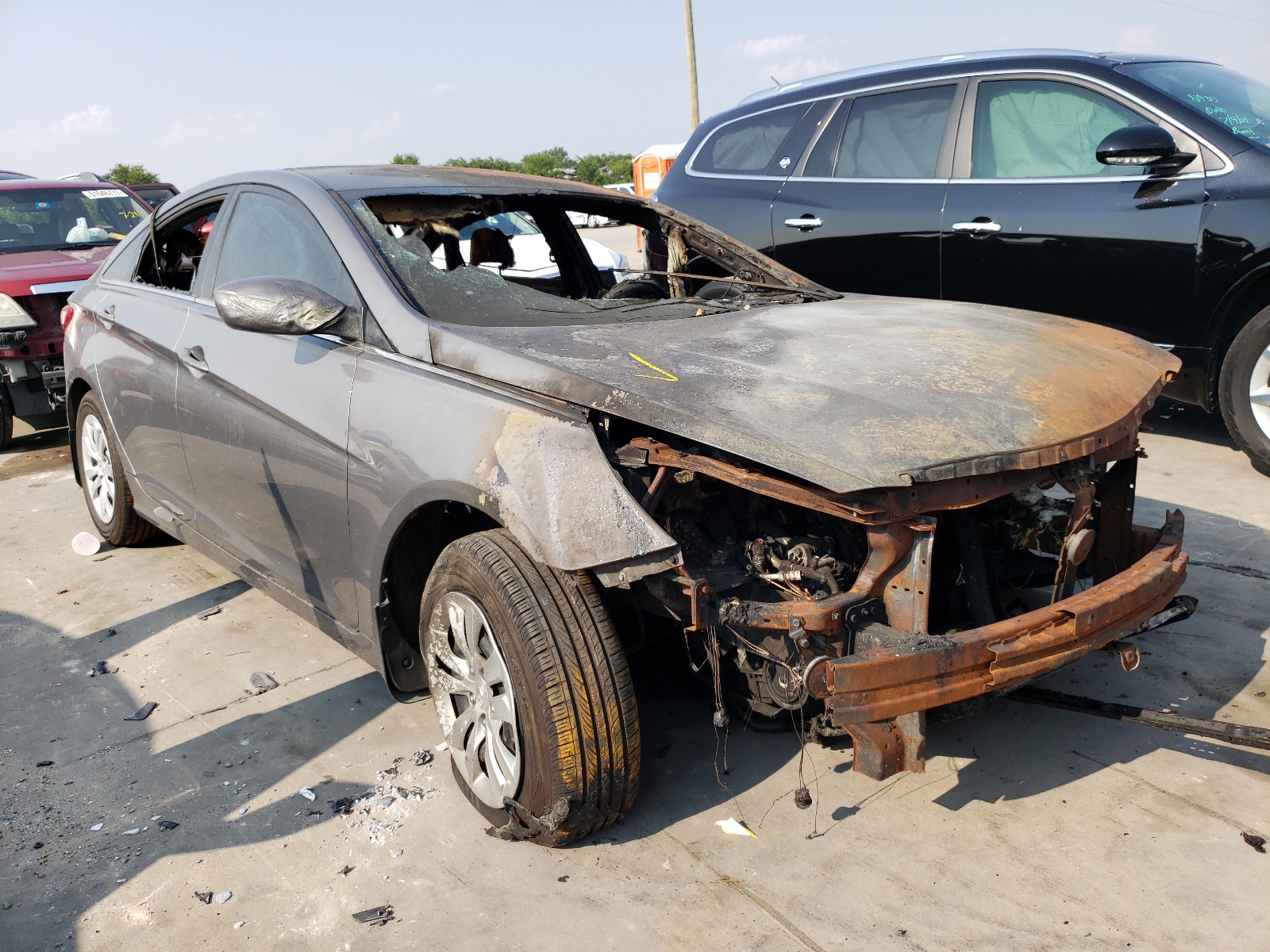 HYUNDAI SONATA GLS 2011 with VIN 5NPEB4AC1BH159275 - Photo from auction