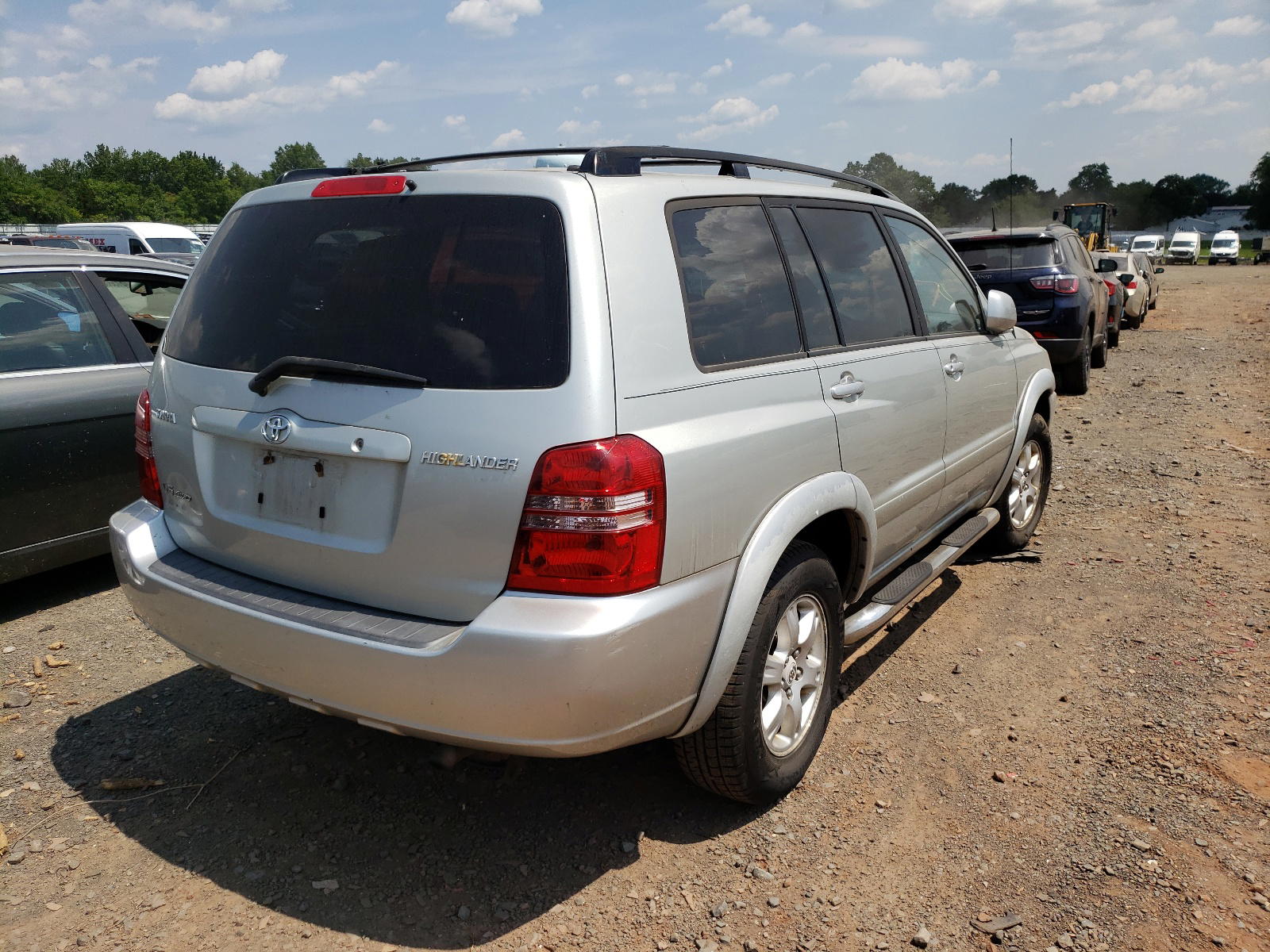 Photo 4 from auction – 2003 TOYOTA HIGHLANDER with VIN JTEHF21A430106911